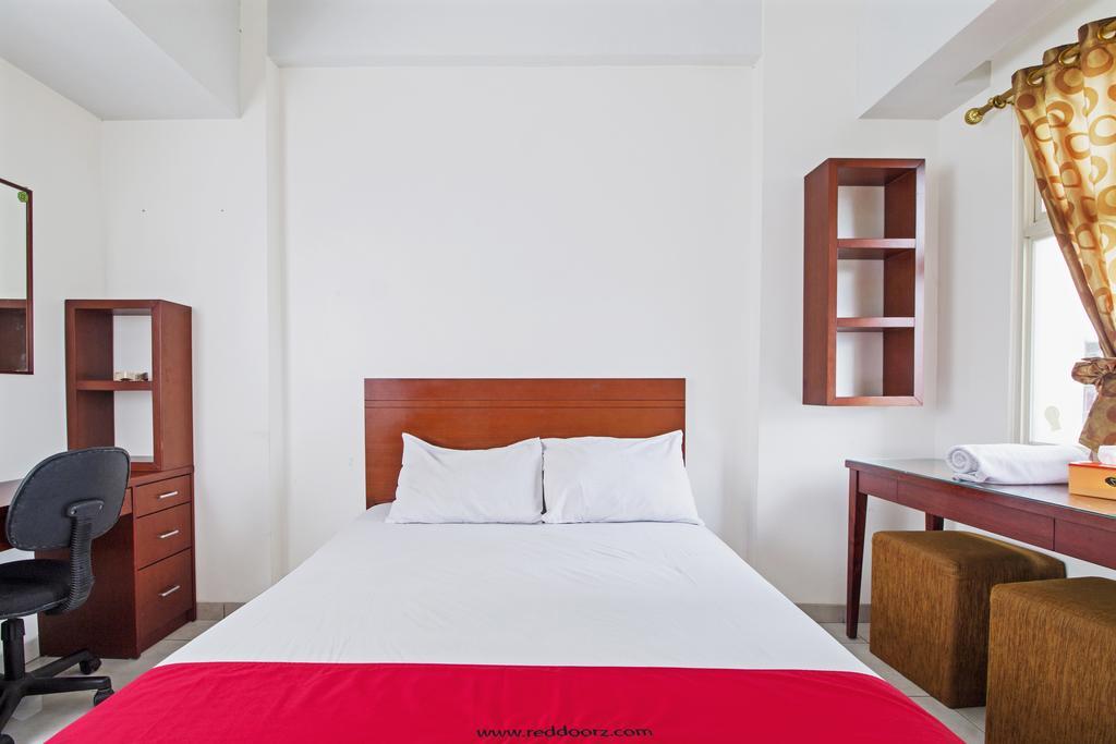 Reddoorz Apartment @ Margonda Residence Depok Ngoại thất bức ảnh
