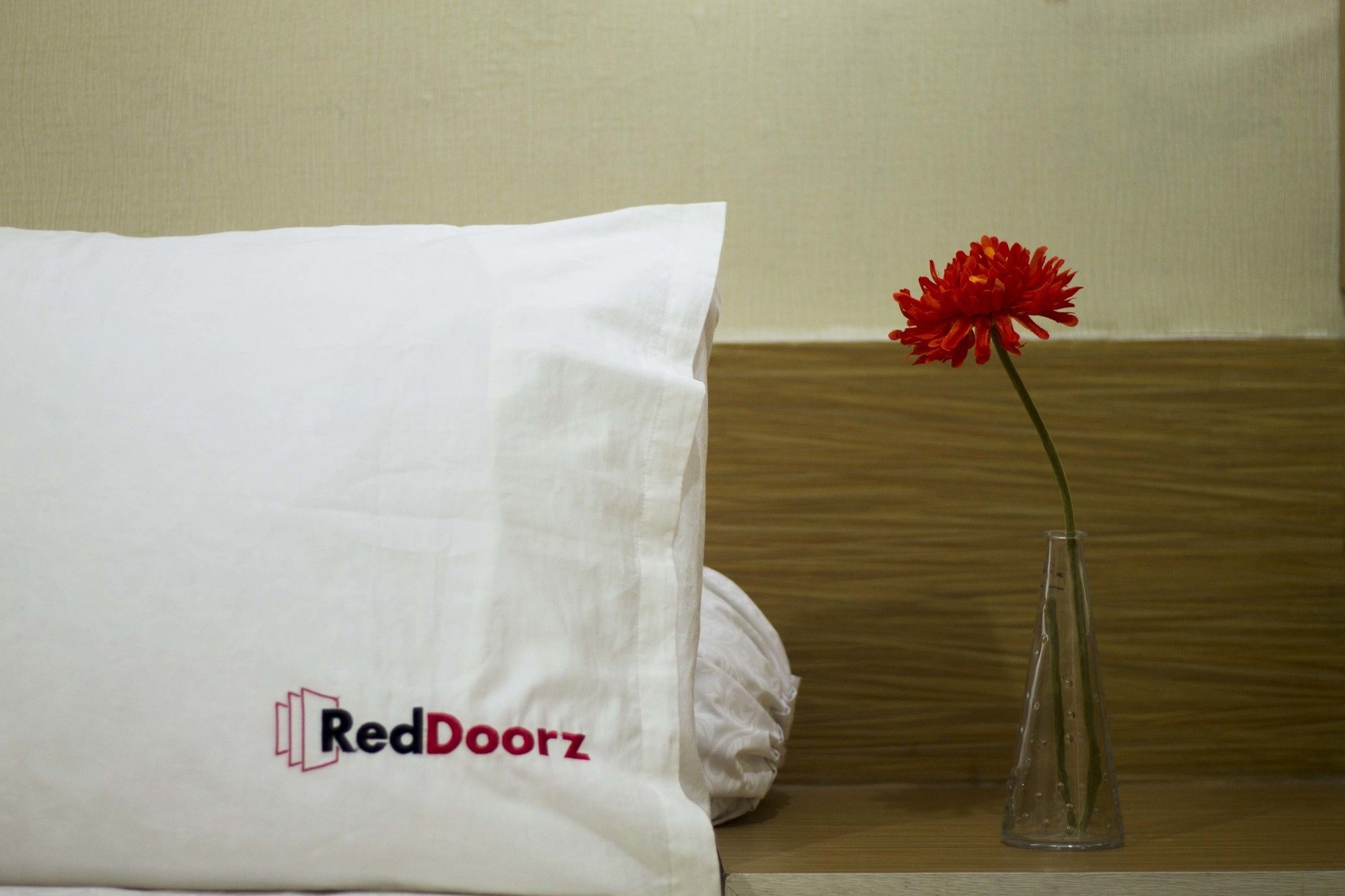 Reddoorz Apartment @ Margonda Residence Depok Ngoại thất bức ảnh