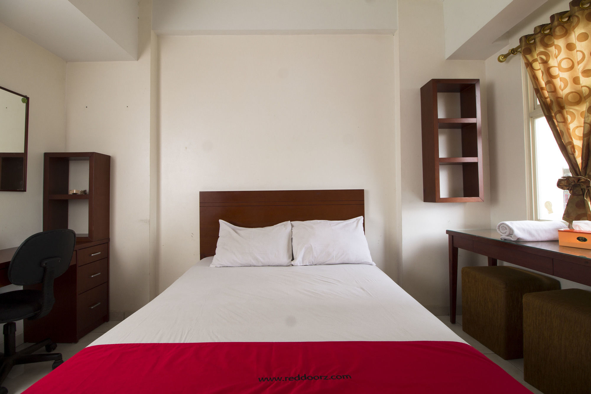 Reddoorz Apartment @ Margonda Residence Depok Ngoại thất bức ảnh