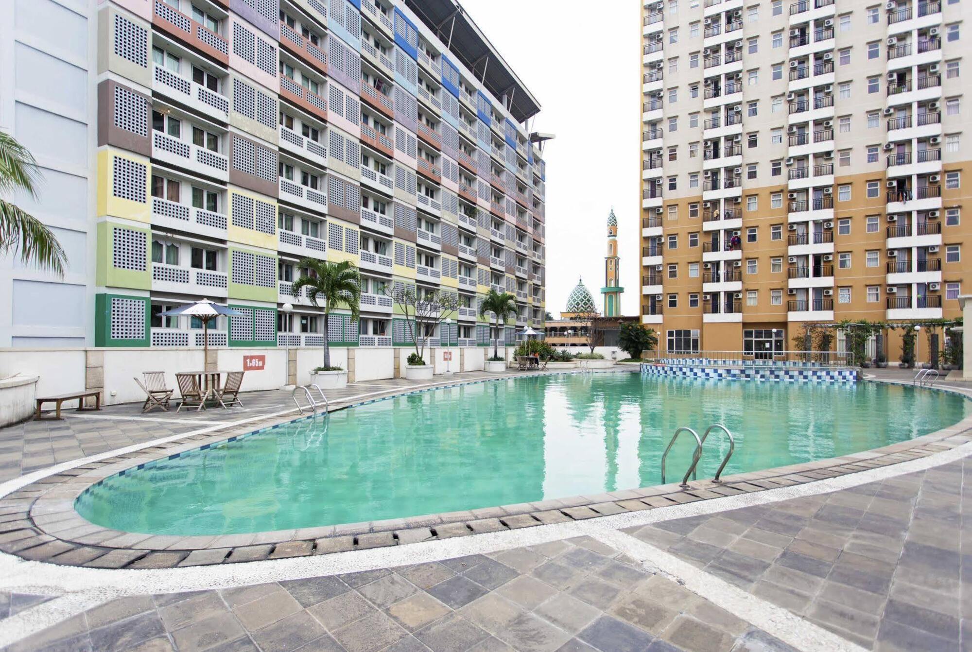 Reddoorz Apartment @ Margonda Residence Depok Ngoại thất bức ảnh